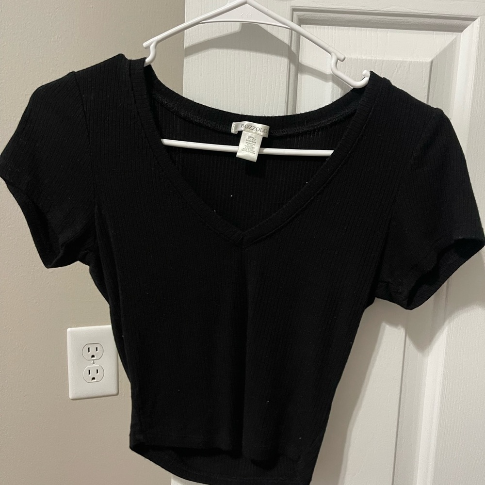 Love Tree Classic Black V-Neck Tee